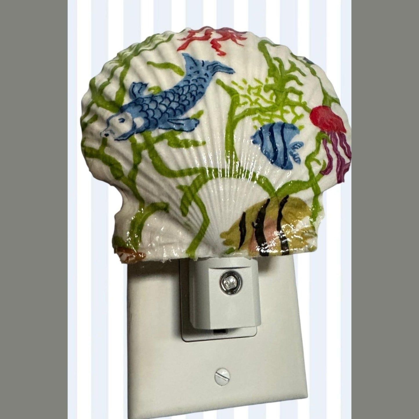 Scallop Nightlight- Sea Life- Auto Sensor LED On/Off- Nursery Nightlight