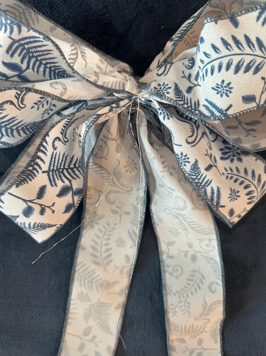 Coastal Floral 7 Loop Bow