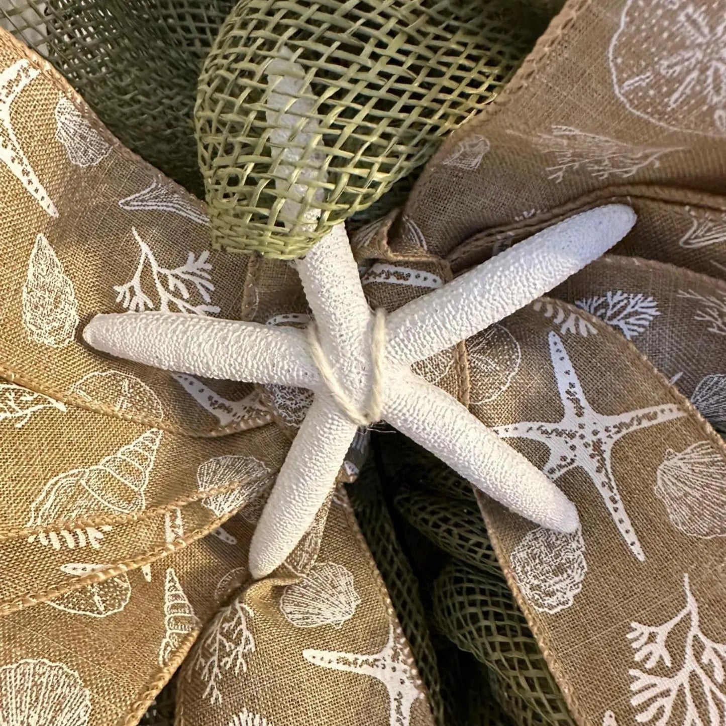 18" Green Mesh Burlap Wreath with Starfish & Removable Coastal Wired Ribbon Bow – Coastal Door- Beach House