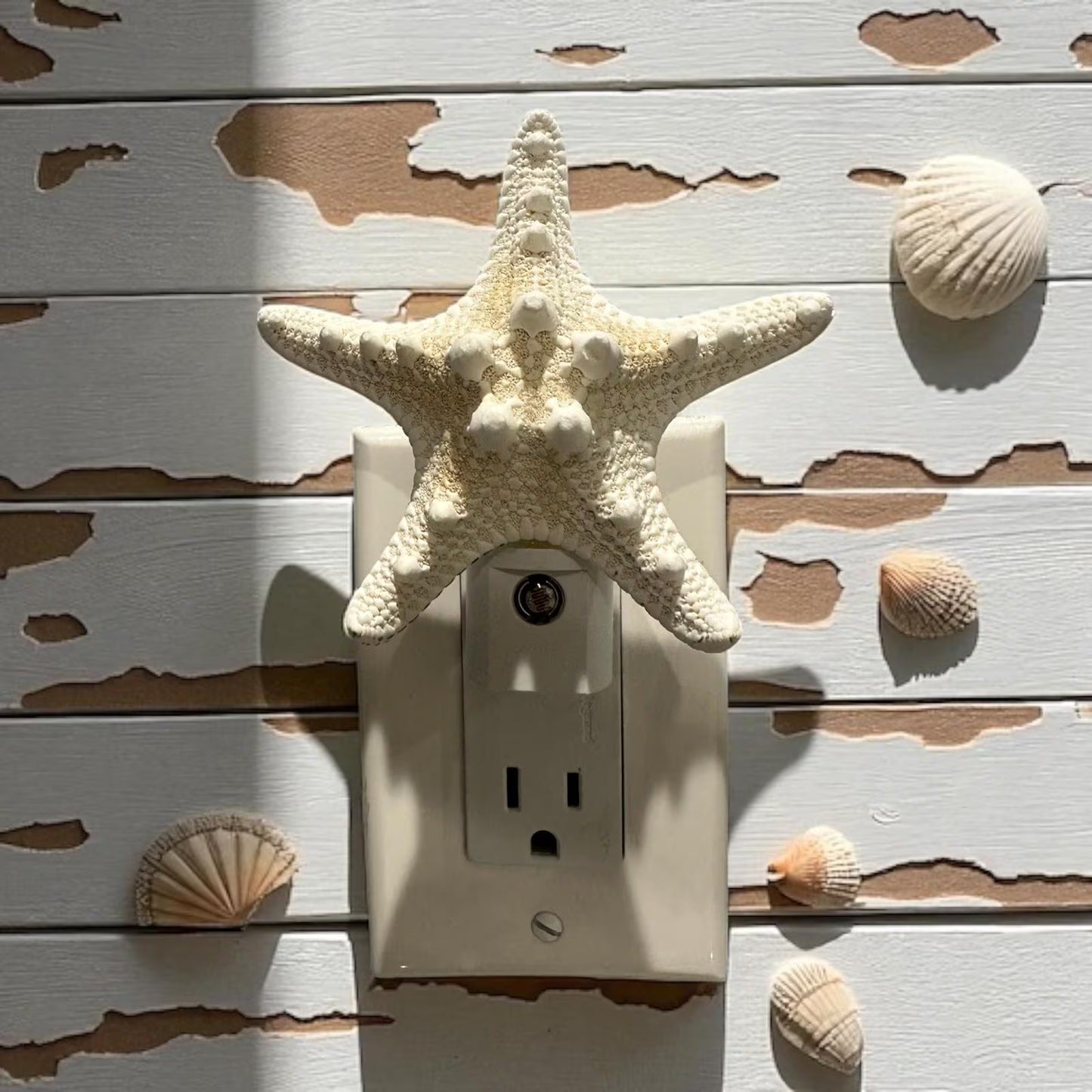 Knobby Natural Starfish Night Light – 4” Coastal Beach House Décor Gift, Nautical Bathroom or Bedroom Lighting- Automatic Dusk to Dawn-